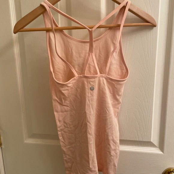 Lululemon top - Picture 2 of 2